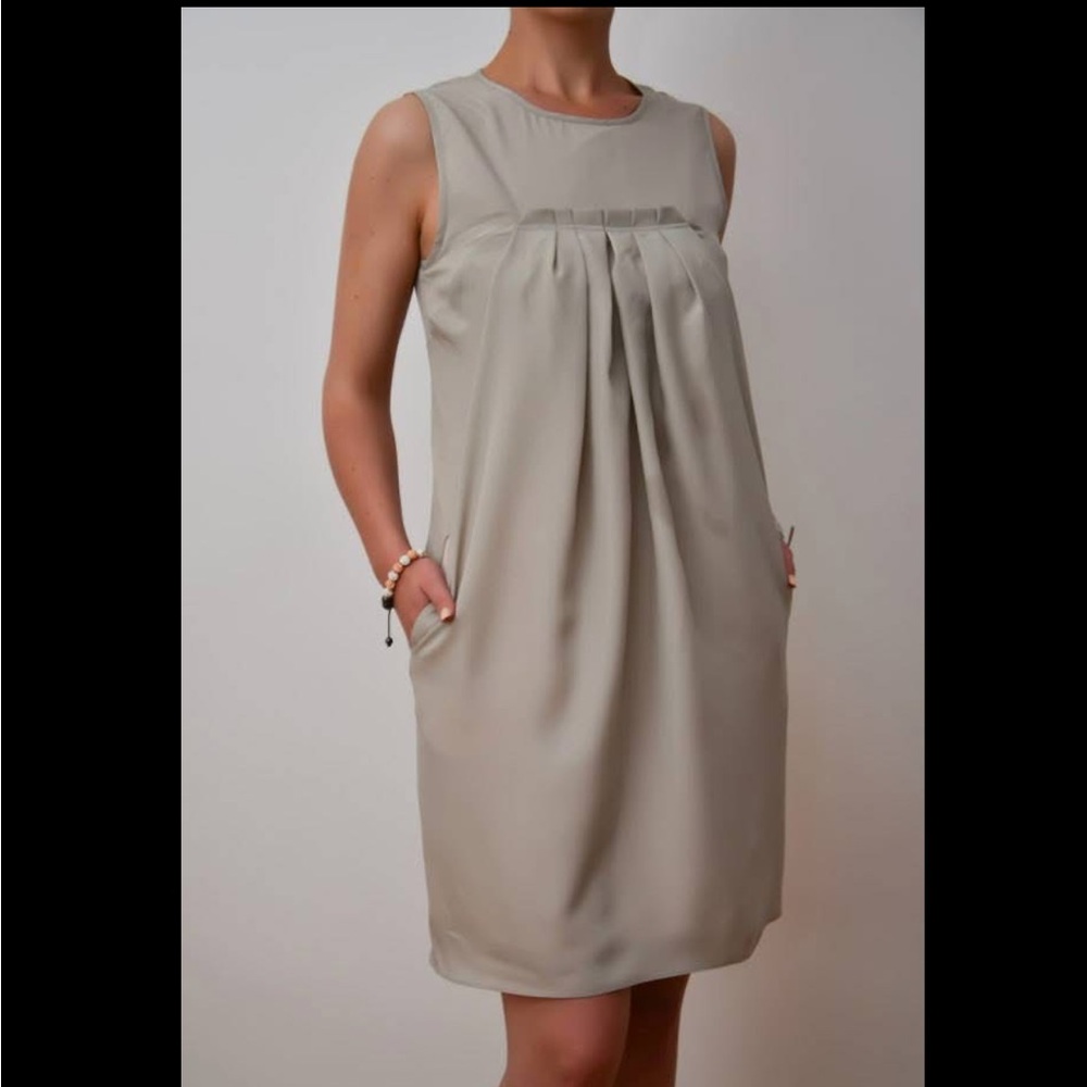 Gorgeous summer dress - Picture 1 of 8